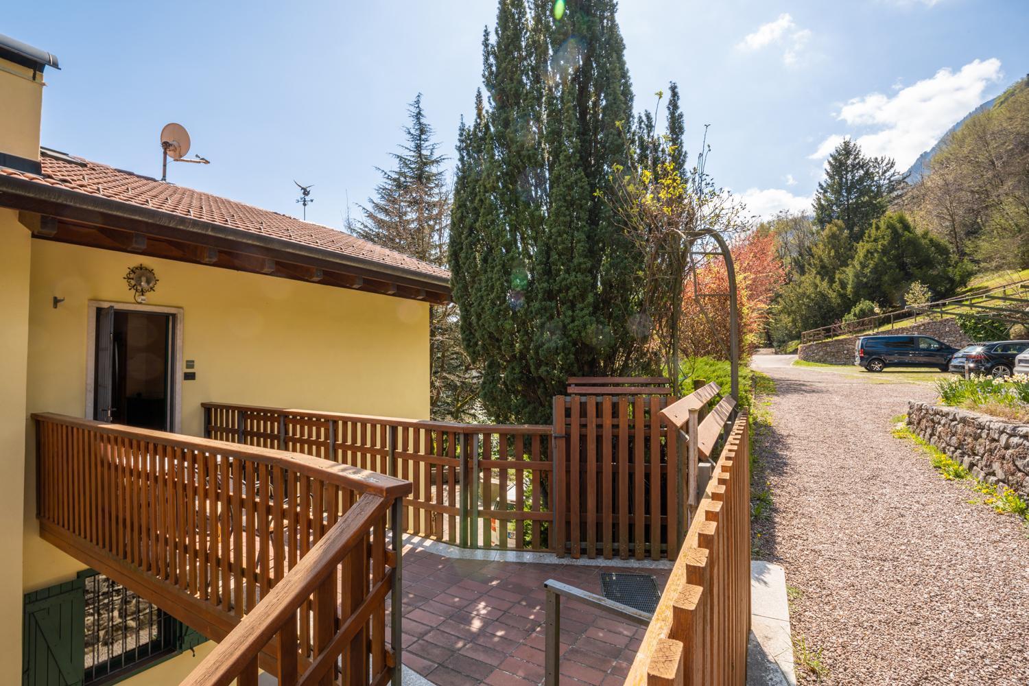 Al Trovante - Gardaslowemotion Aparthotel *