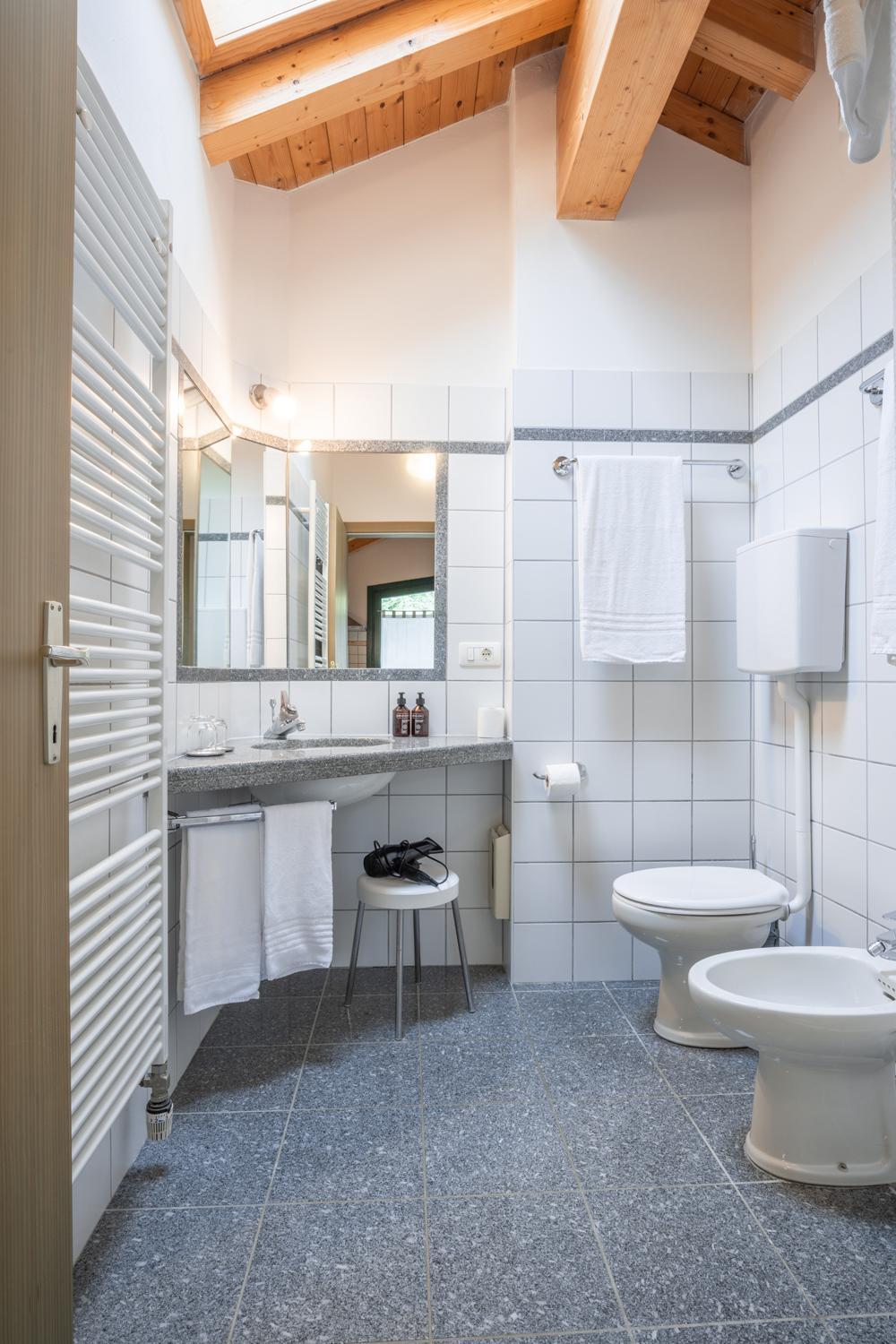 Aparthotel Al Trovante - Gardaslowemotion