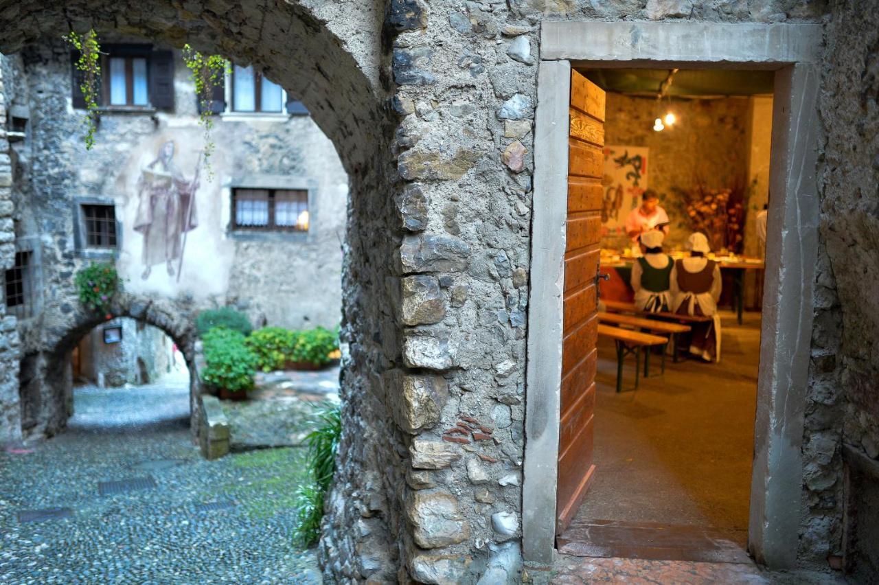 Al Trovante - Gardaslowemotion Aparthotel Tenno