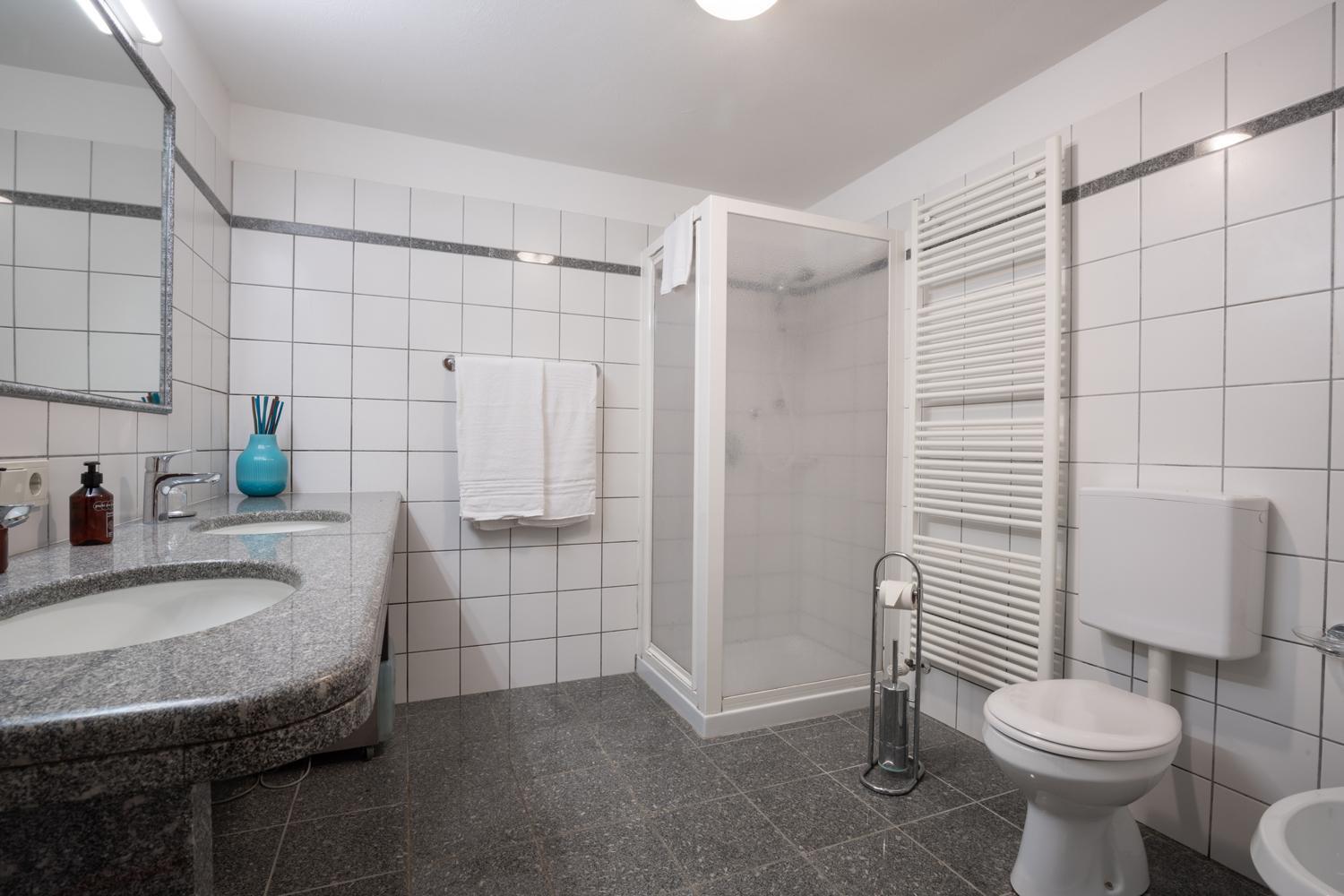 Al Trovante - Gardaslowemotion Aparthotel